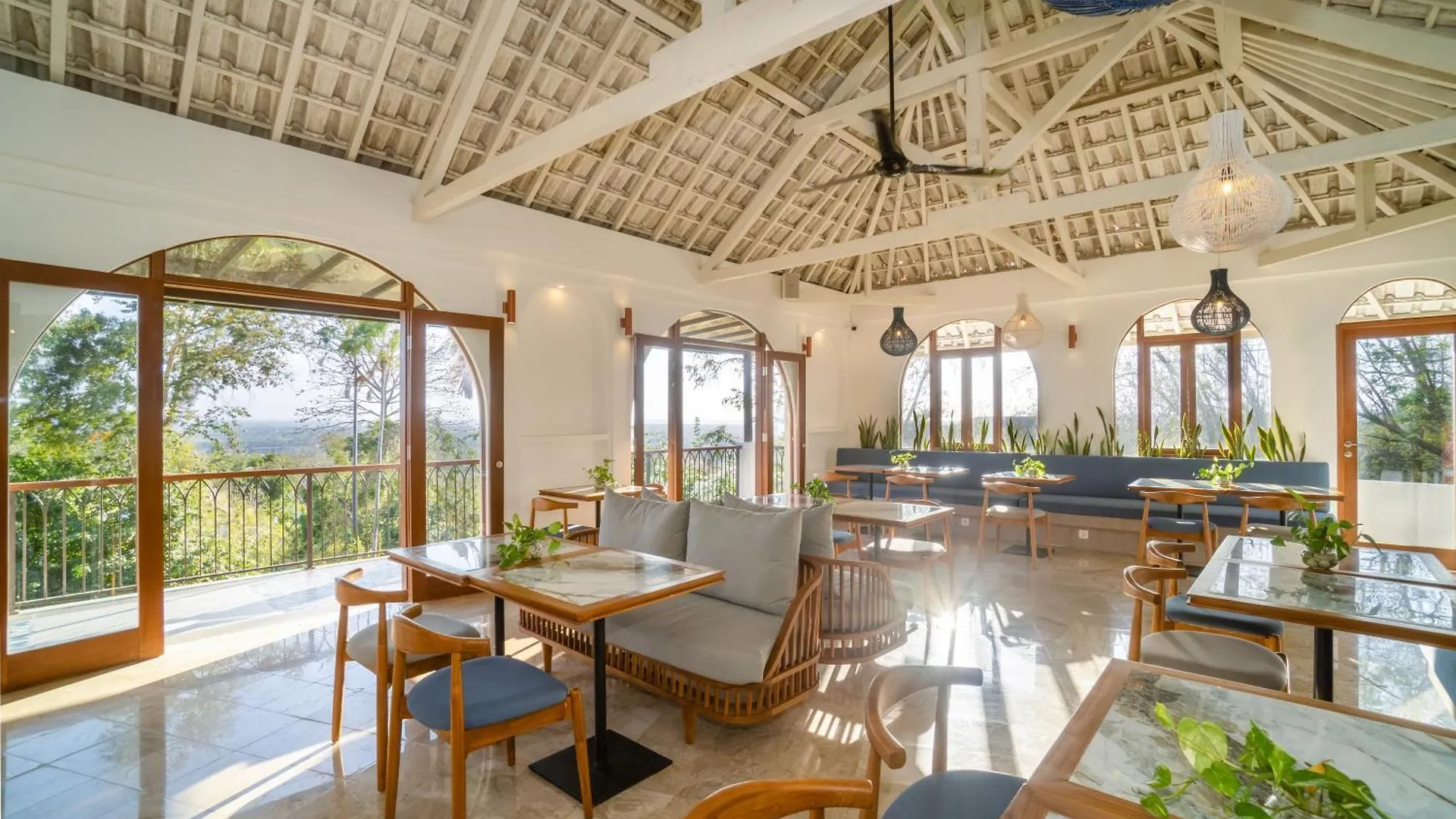 Arpana Luxury Private Pool Villas 짐바란